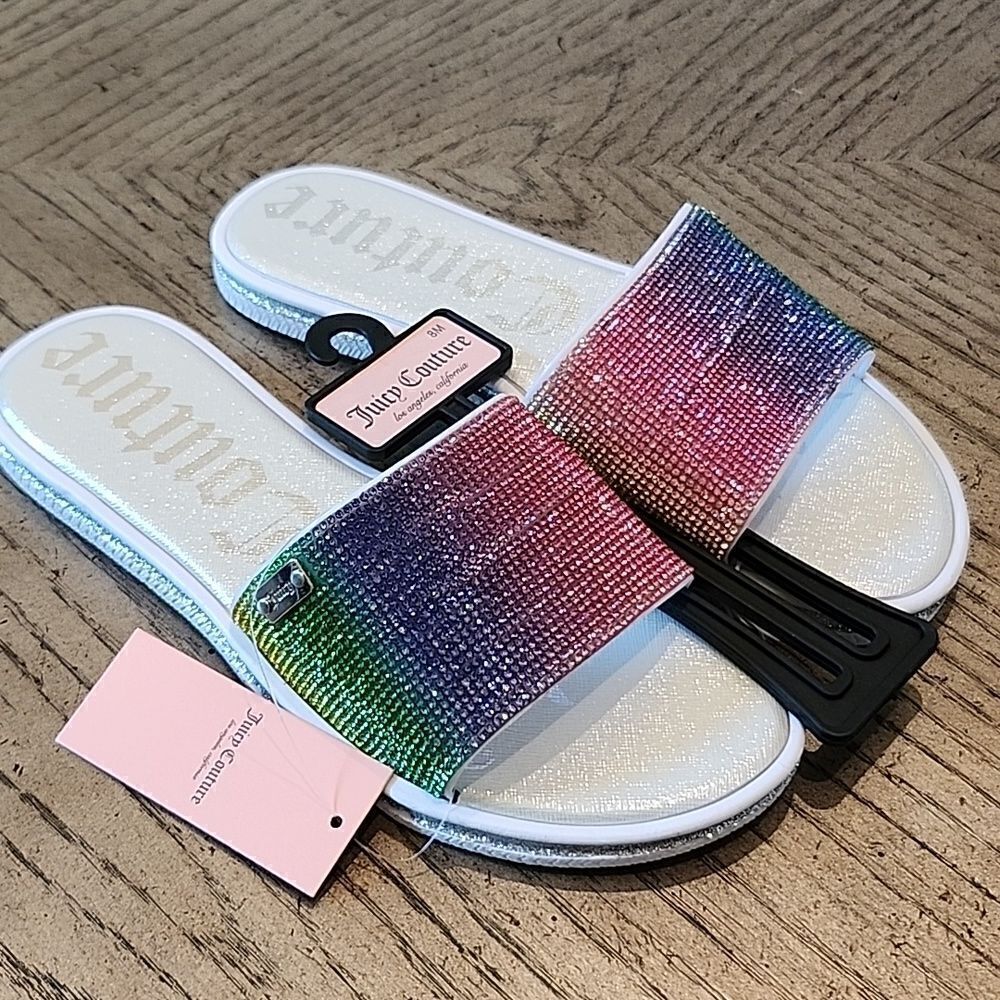Juicy Couture size 8 blingy sandals NWT